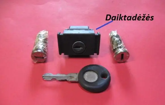 Volkswagen Golf II Front door lock (next to the handle) 171857131