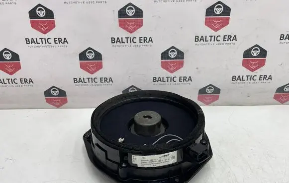 Audi A8 S8 D3 4E Front door speaker 4E0035411A 280379001 5373021