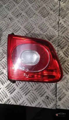 Volkswagen Tiguan Tailgate rear/tail lights 5n0945093c
