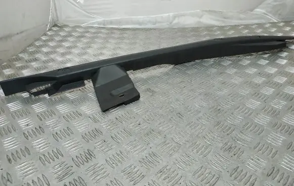 Fender end trim