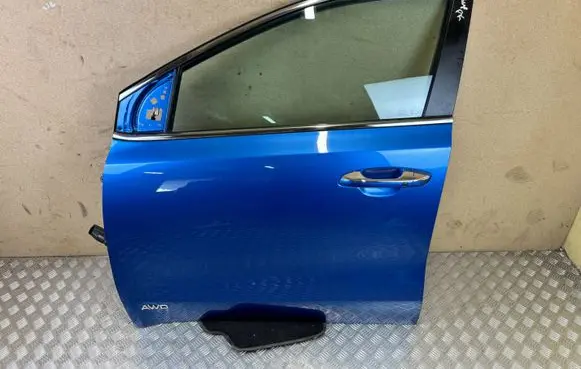 KIA Sportage Front door 