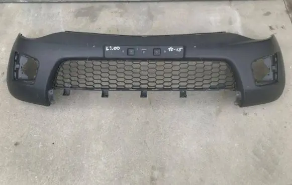 Mitsubishi L200 Front bumper 6400-C181
