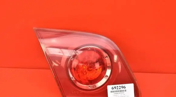 Mazda 3 I Rear/tail lights P2913L