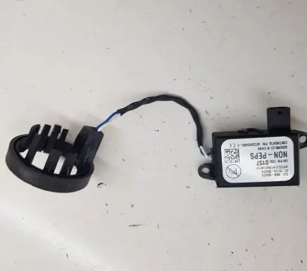 Opel Zafira C Immobiliser reader (aerial) 13500157