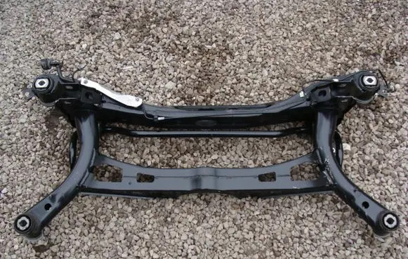 Volkswagen PASSAT B8 Front axle beam 3Q0505235T