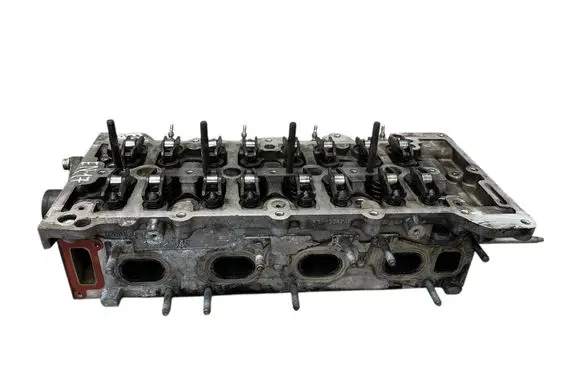 Jeep Cherokee Engine head 403700484B