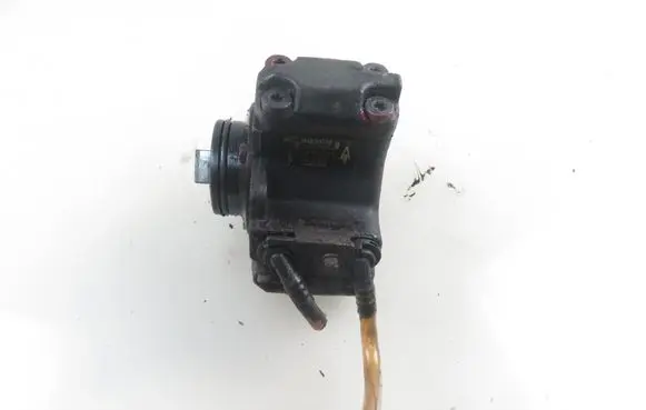 Mercedes-Benz Vaneo W414 Fuel injection high pressure pump 6110700501 0445010008
