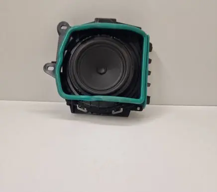 BMW 3 G20 G21 Subwoofer speaker 2622806