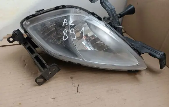 Hyundai Elantra Front fog light 922013X