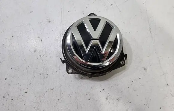 Volkswagen Golf VII Tailgate/trunk/boot exterior handle 5G9827469D