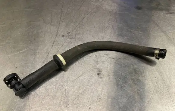Volvo V70 Engine coolant pipe/hose 3524376