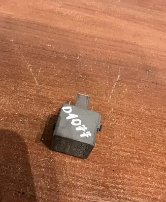 Mercedes-Benz A W169 Other relay A0025422619 D1077