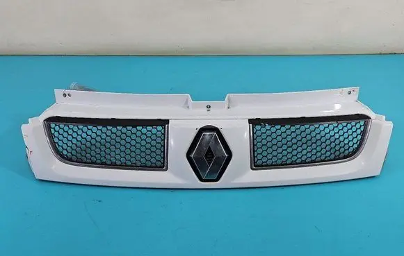 Renault Trafic II (X83) Front bumper upper radiator grill 8200204450 IMPRK1493382
