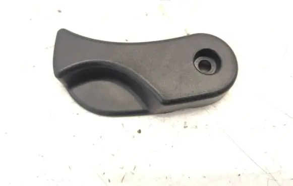 Engine bonnet (hood) release handle