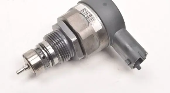 Land Rover Discovery Sport Fuel pressure sensor 0281006546