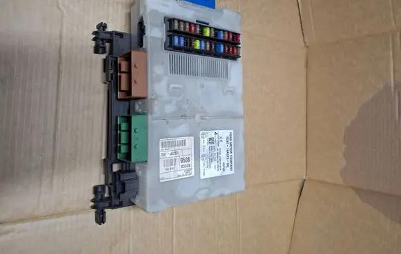 Ford S-MAX Fuse module 7G9T14A073DE
