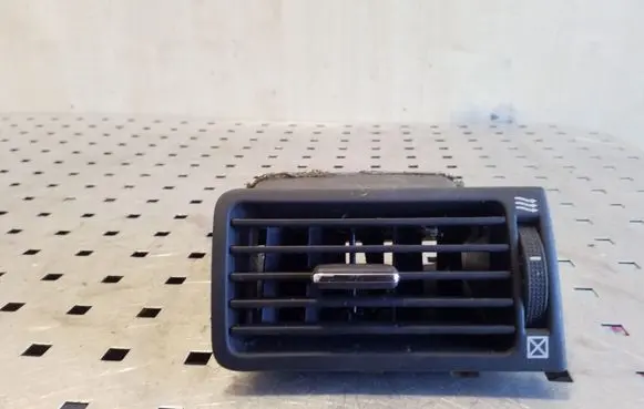 Toyota Corolla E120 E130 Dashboard side air vent grill/cover trim