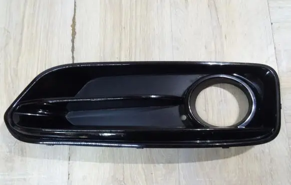 BMW 1 F20 F21 Front bumper lower grill 7371668