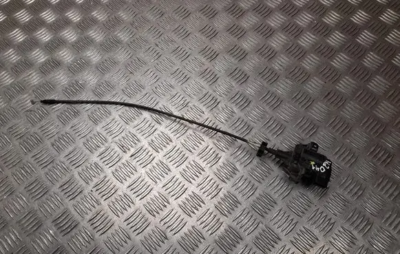 Fuel tank cap lock