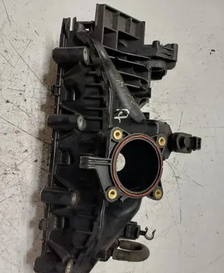 Renault Master III Intake manifold 140039990R