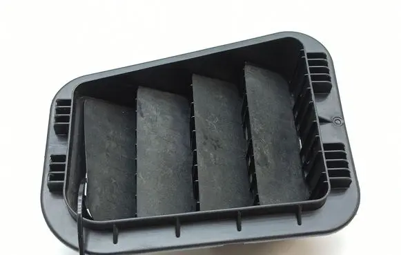 KIA Niro Quarter panel pressure vent 