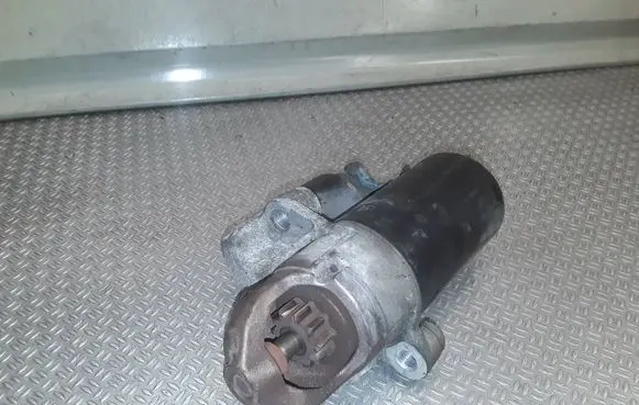 Audi A6 S6 C6 4F Starter motor 0001108405 06E911023C