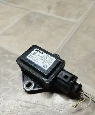 Audi A4 S4 B6 8E 8H ESP acceleration yaw rate sensor 8E0907637A 0019434 0265005245