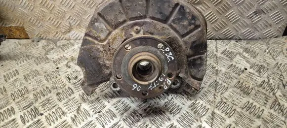 Volkswagen PASSAT B6 Front wheel hub