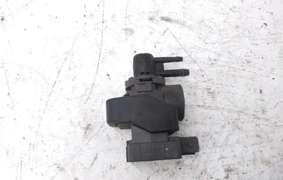 Nissan Qashqai Turbo solenoid valve 149567097R