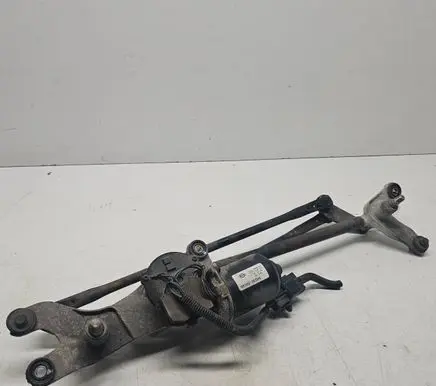 KIA Sorento Front wiper linkage and motor 981003E000