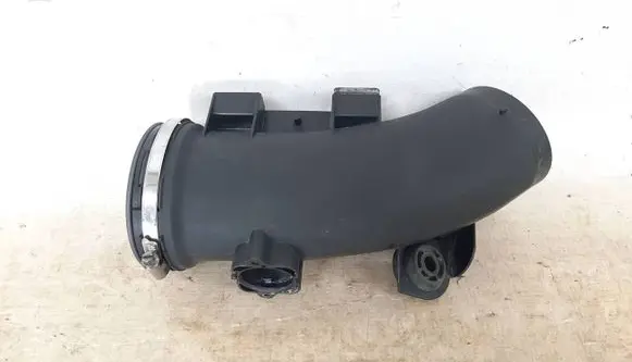 BMW 5 F10 F11 Turbo air intake inlet pipe/hose 1054695