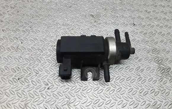 Volkswagen PASSAT B5.5 Turbo solenoid valve 1H0906627