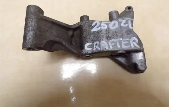 Volkswagen Crafter A/C compressor mount bracket 076260885