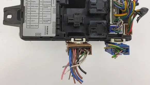 Volvo S40, V40 Fuse box set 30865169