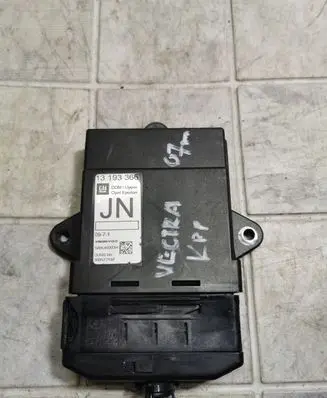 Opel Vectra C Door control unit/module 13193366