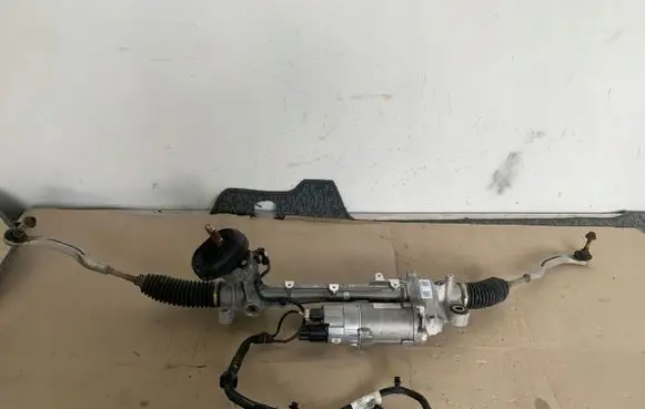 Ford Transit Courier Steering rack 130KM