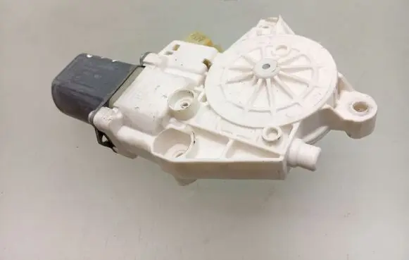 Mercedes-Benz R W251 Front door window regulator motor A2518200842 997081102