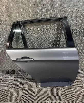 BMW 3 E90 E91 Rear door