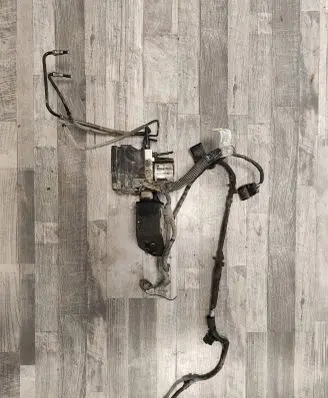 Chrysler Town & Country V ABS Pump P68043600AC P04869898AD 17778AN