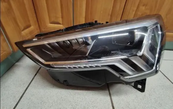 Audi Q5 SQ5 Headlight/headlamp 83A941033