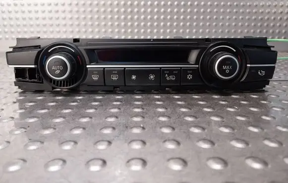 BMW X5 E70 Climate control unit 9227921