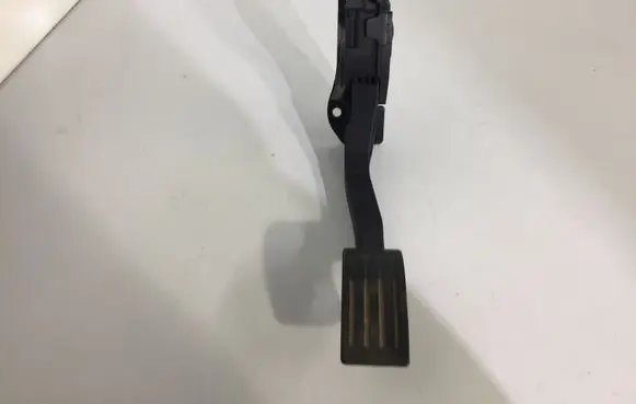 Ford Transit - Tourneo Connect Accelerator throttle pedal F1DC9F836AA 6PV01036884