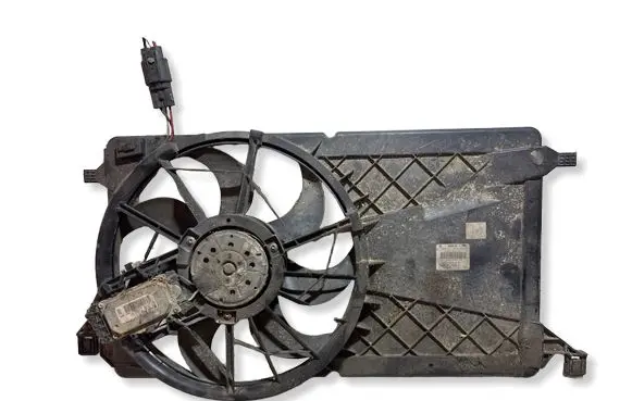 Ford Focus Radiator cooling fan shroud 3M5H8C607NA 0130307130