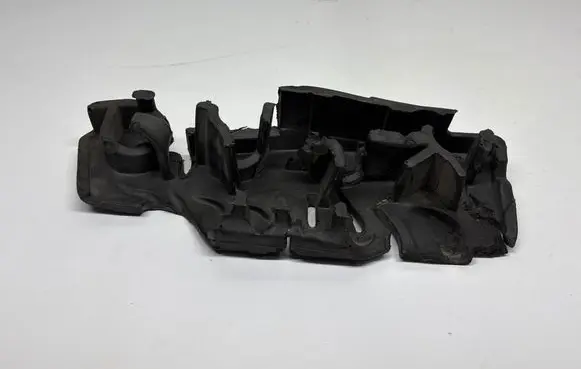 Volkswagen Golf VI Other engine bay part 03L103954 KPH29