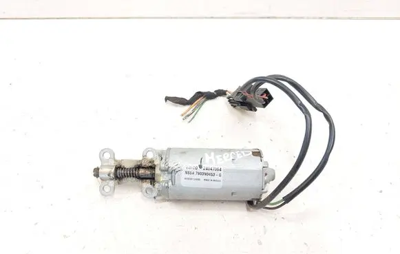 Mercedes-Benz R W251 Steering column adjust motor A06005124055 24047064 7903N0453