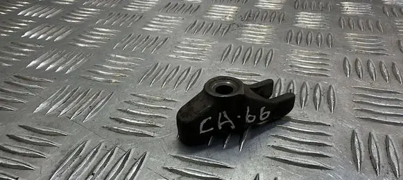 KIA Sorento Fuel Injector clamp holder 