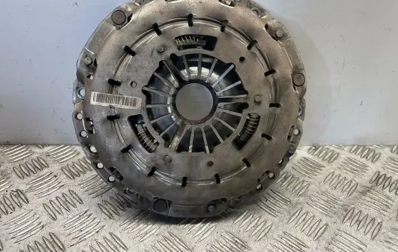 BMW 3 GT F34 Pressure plate 7641235