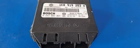 Volkswagen PASSAT B6 Parking PDC control unit/module 1k0919283A
