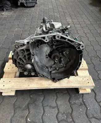 Opel Combo D Manual 6 speed gearbox 55216183 55220248