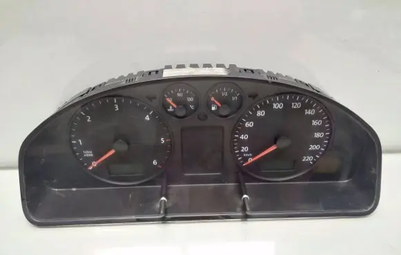 Volkswagen Transporter - Caravelle T5 Speedometer (instrument cluster) 88311346